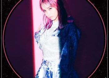 [Album] LiSA – LANDER (2022.11.16/MP3+Hi-Res FLAC/RAR)