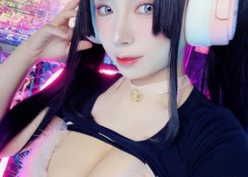 [COSPLAY] 胡桃猫Kurumineko 电竞甜心