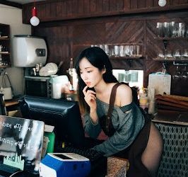 [Loozy] Bambi (밤비): Cafe Alba (Update HQ)