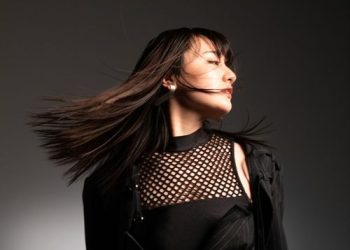 [Single] 鈴木瑛美子 – Over and over (2023.03.08/MP3/RAR)