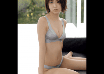 [雑誌] FRIDAY 2023.01.26 工藤美桜 時間をとめて