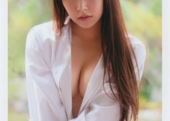 photobook 白間美瑠 写真集 LOVE RUSH [130P]