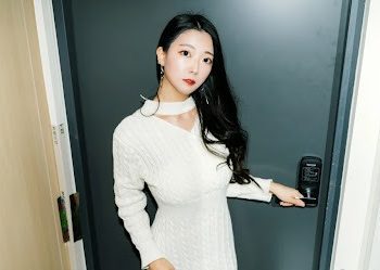 [Moon Night Snap] Mona (모나): In the Room